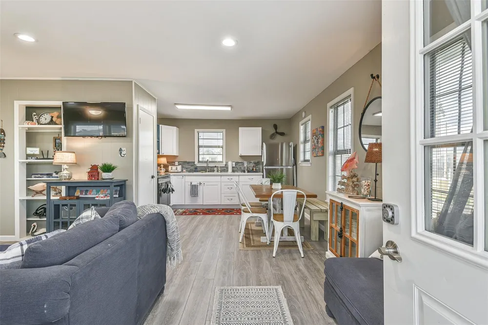 16619 Bermuda Way Jamaica Beach, TX 77554