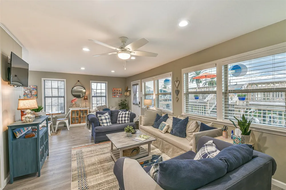 16619 Bermuda Way Jamaica Beach, TX 77554