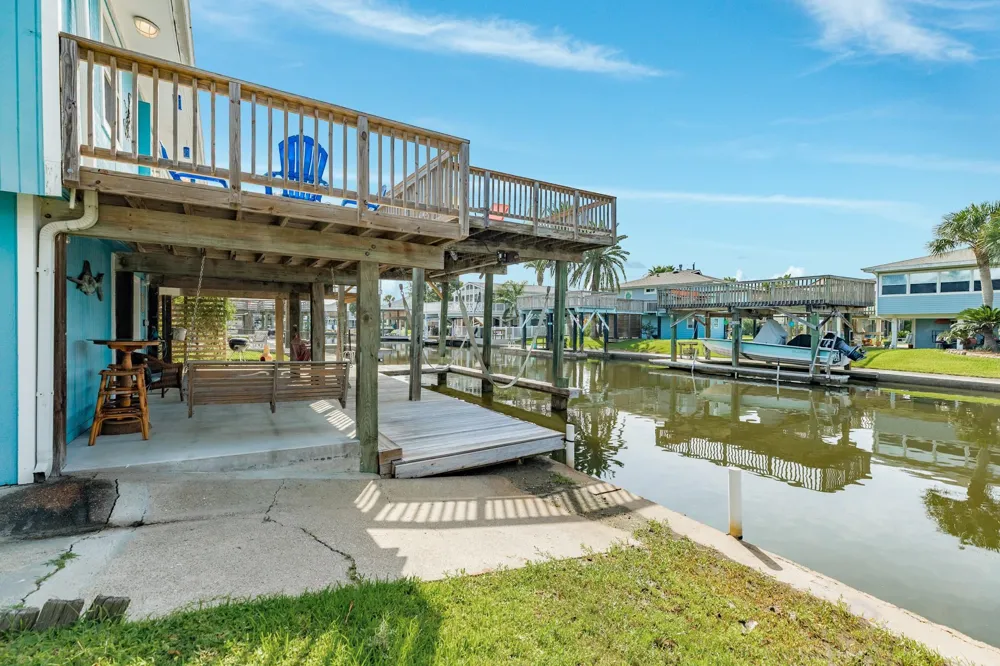 16619 Bermuda Way Jamaica Beach, TX 77554
