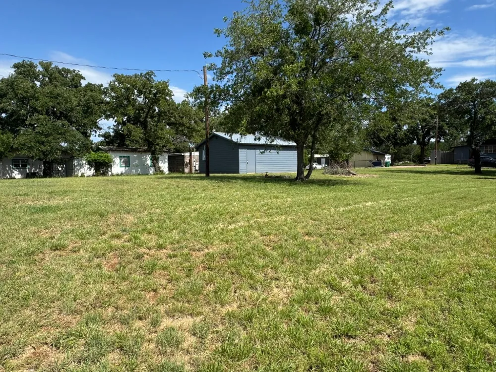 670 Beaver Street Tow, TX 78672