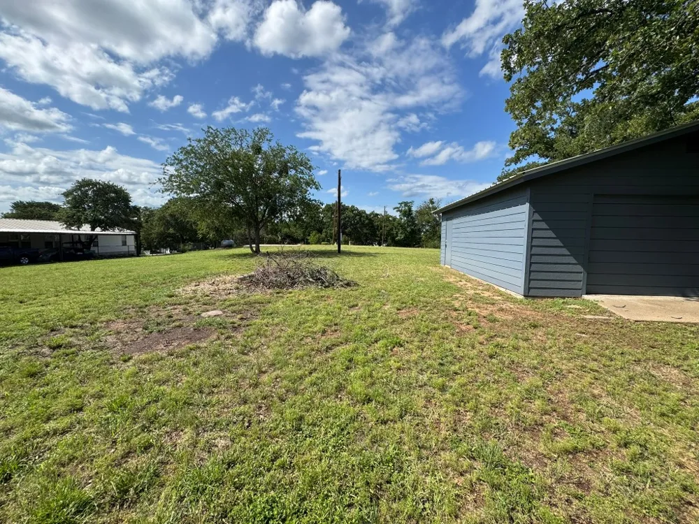 670 Beaver Street Tow, TX 78672