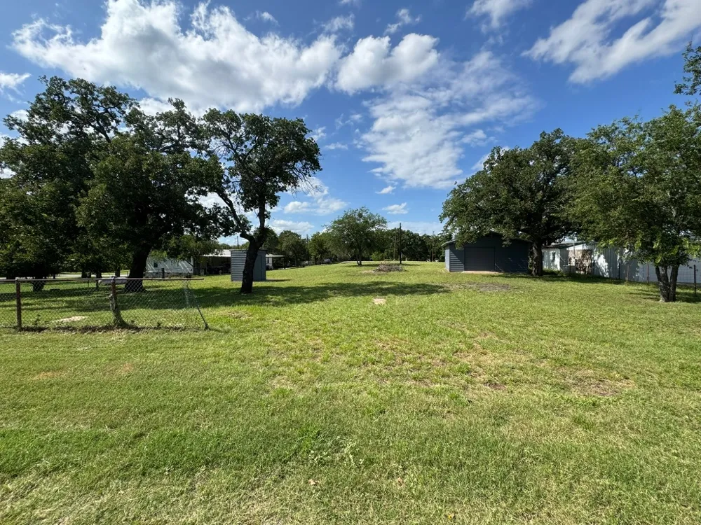 670 Beaver Street Tow, TX 78672