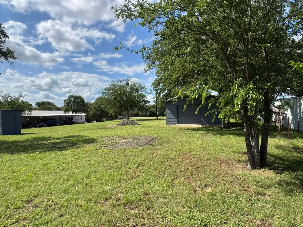 670 Beaver Street Tow, TX 78672