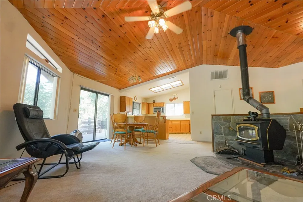 5990 Sugar Pine Drive Coulterville, CA 95311