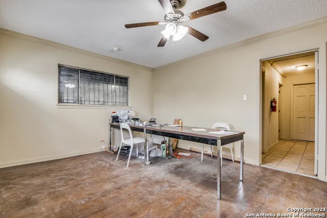 1334 S General Mcmullen Dr San Antonio, TX 78237