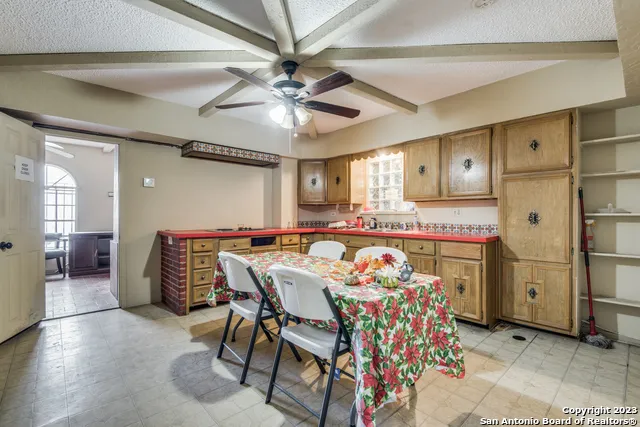 1334 S General Mcmullen Dr San Antonio, TX 78237