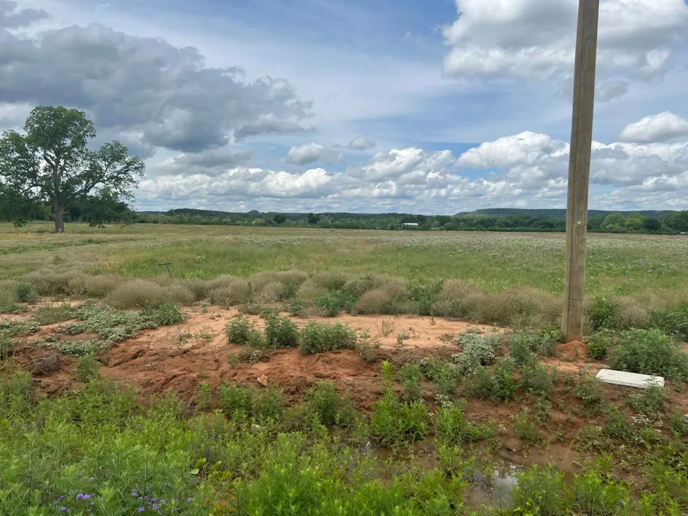 21 Taryn Court Santo, TX 76472