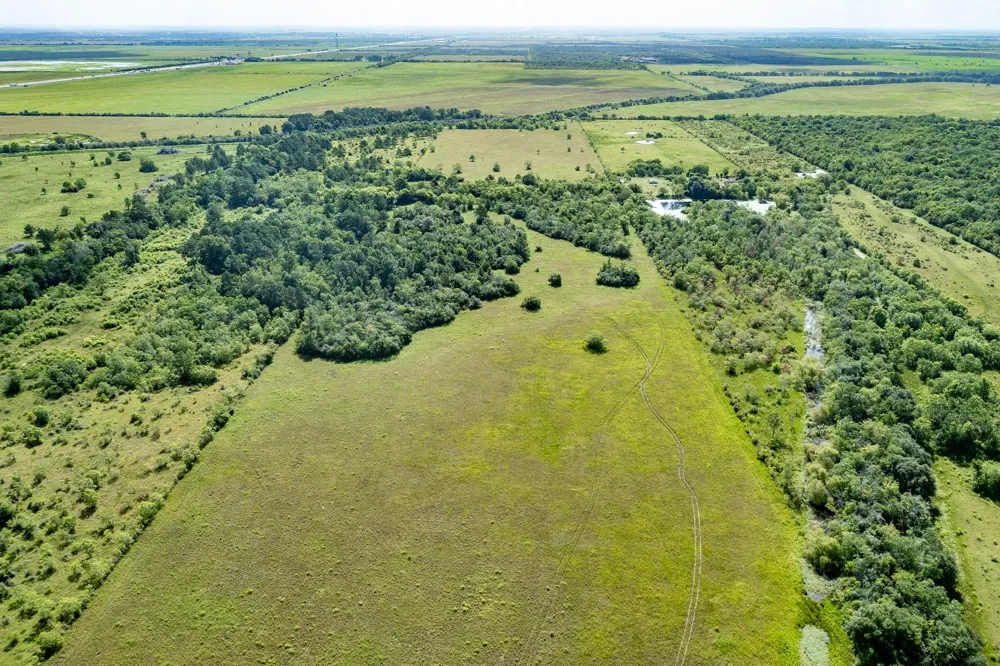 Fm 1724 Hankamer, TX 77560
