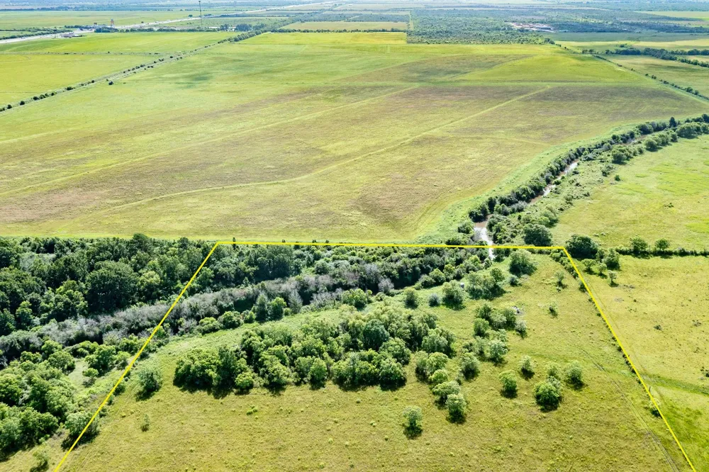 Fm 1724 Hankamer, TX 77560