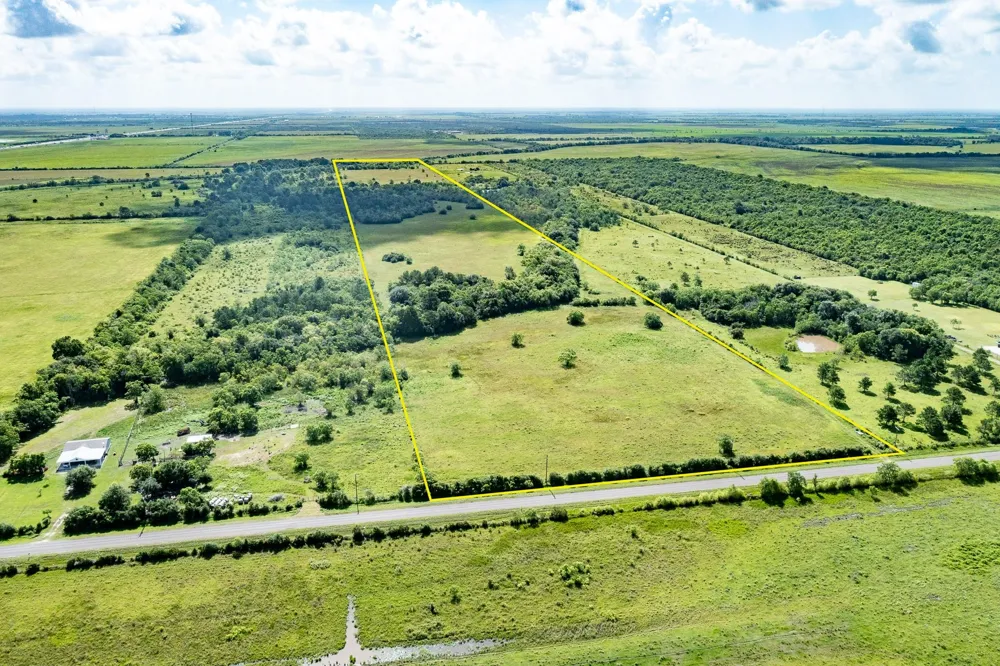 Fm 1724 Hankamer, TX 77560