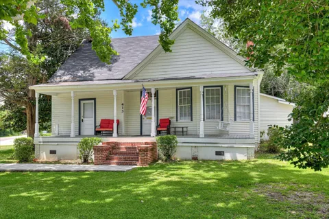 413 Jones Avenue