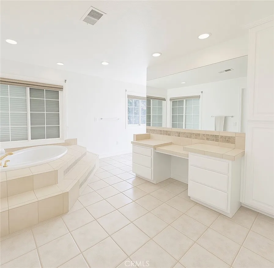 42980 Calle Montecillo Temecula, CA 92590