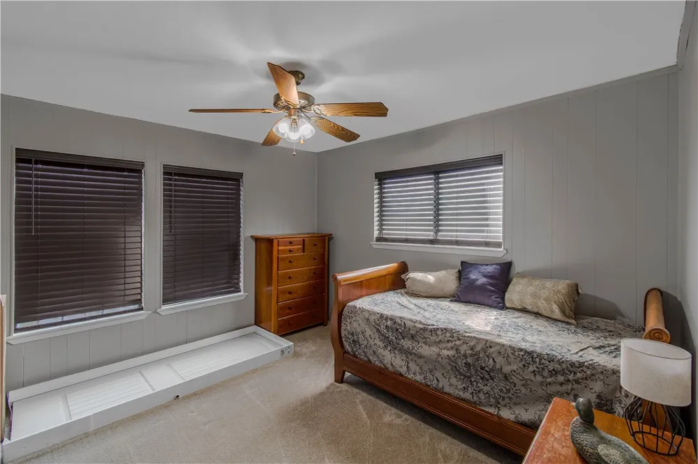 1300 Burton Street Woodsboro, TX 78393