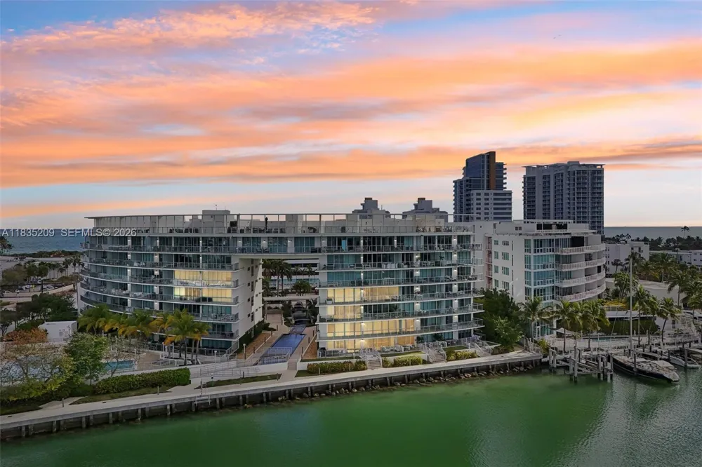 6620 Indian Creek Dr #607 Miami, FL 33141