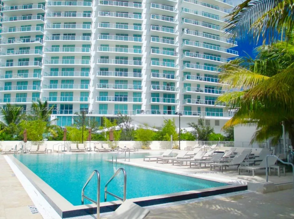 6620 Indian Creek Dr #607 Miami, FL 33141