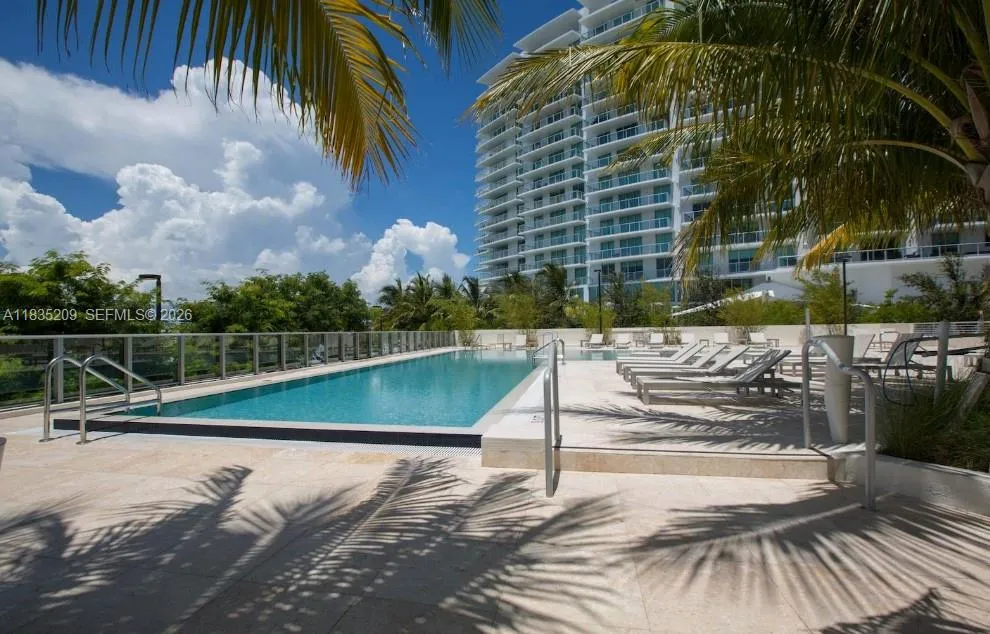 6620 Indian Creek Dr #607 Miami, FL 33141