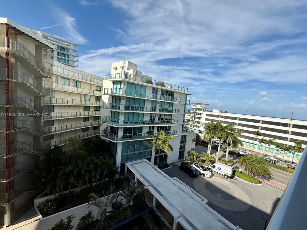 6620 Indian Creek Dr #607 Miami, FL 33141