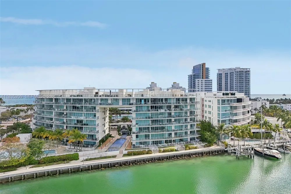 6620 Indian Creek Dr #607 Miami, FL 33141