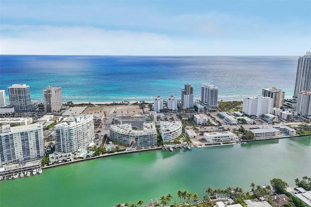 6620 Indian Creek Dr #607 Miami, FL 33141
