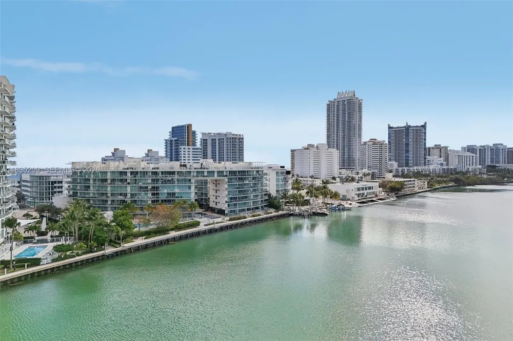 6620 Indian Creek Dr #607 Miami, FL 33141