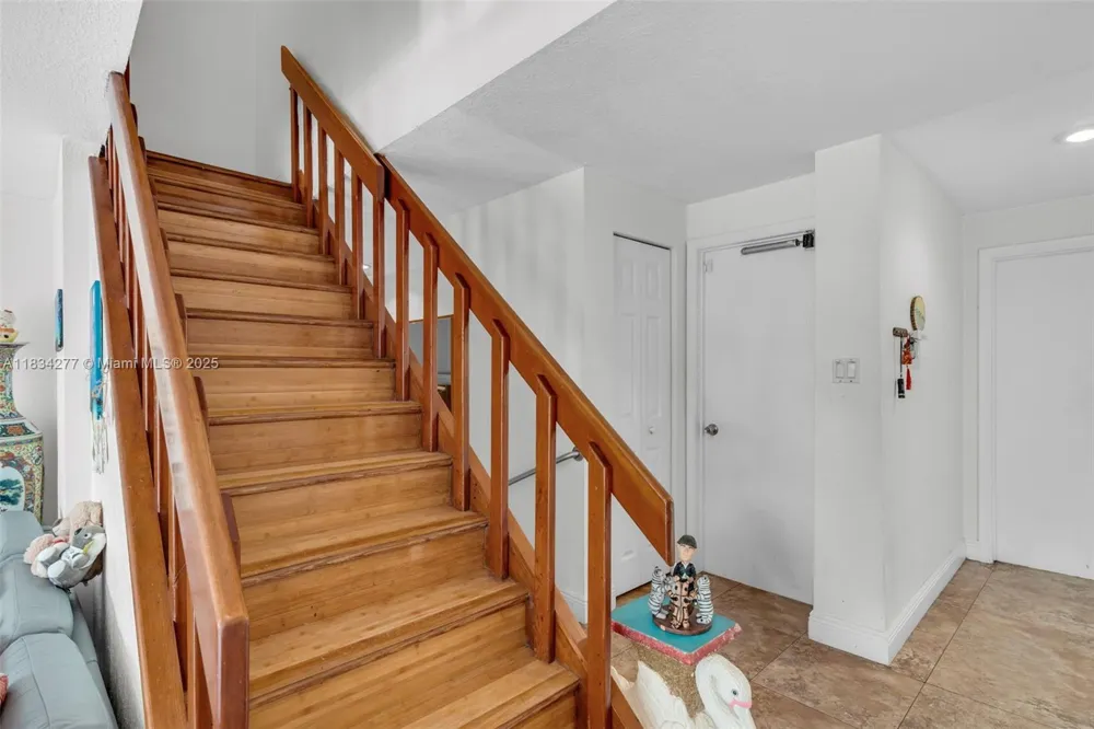 8256 NW 9th Ct #2 Plantation, FL 33324