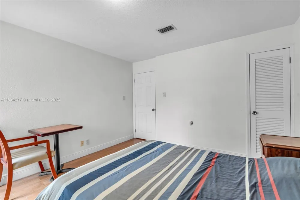 8256 NW 9th Ct #2 Plantation, FL 33324