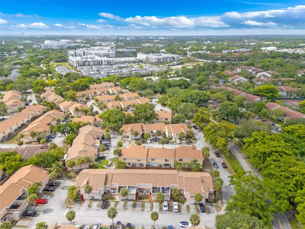 8256 NW 9th Ct #2 Plantation, FL 33324