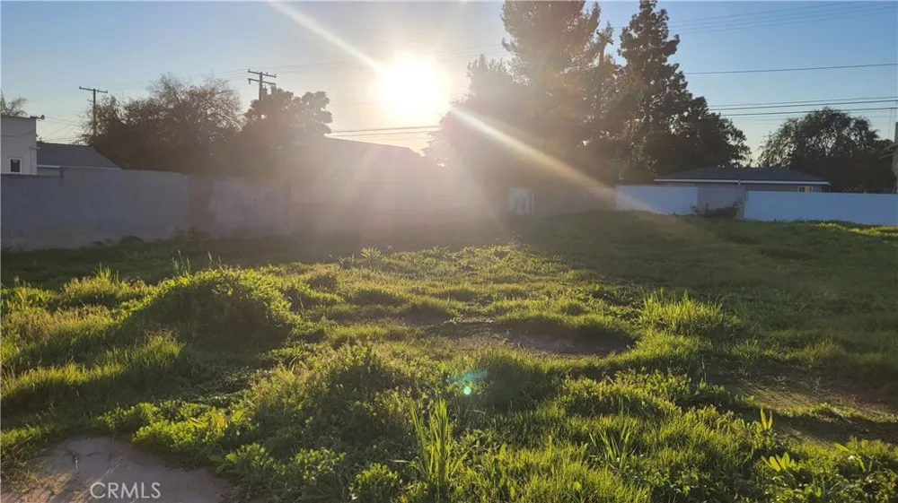 227 Azusa Avenue Azusa, CA 91702