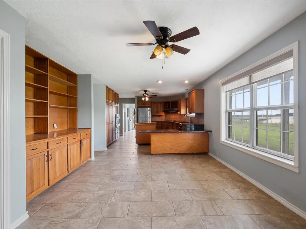 17645 Highway 6 Navasota, TX 77868