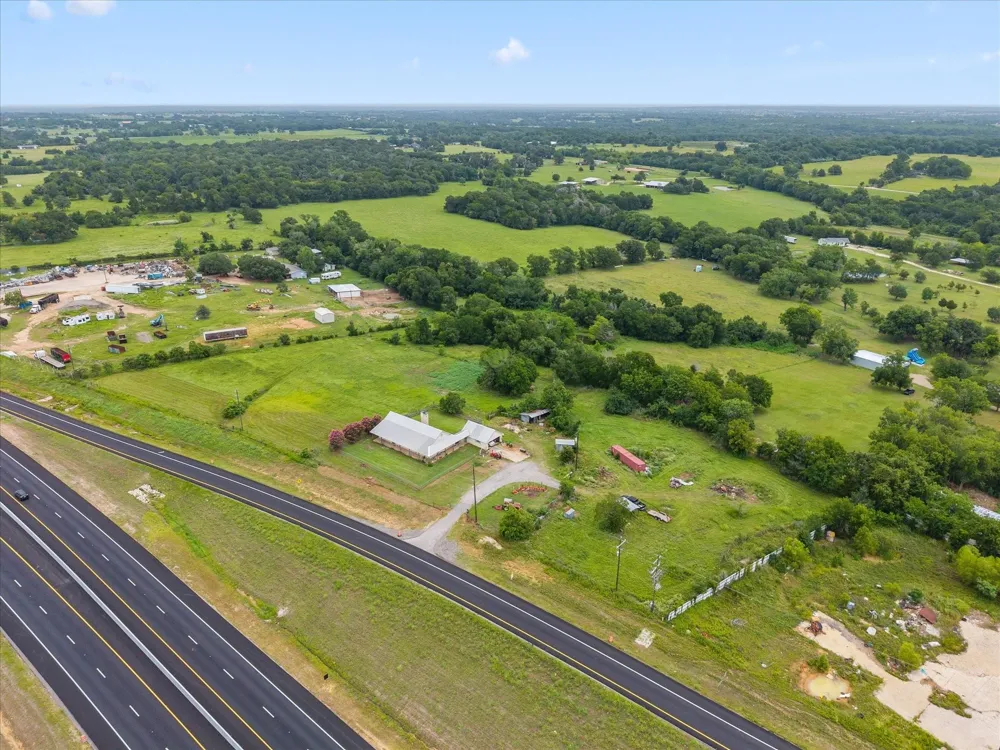 17645 Highway 6 Navasota, TX 77868