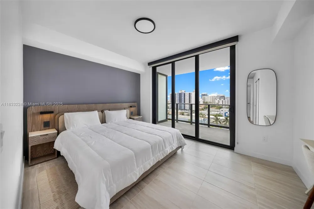 580 72 #910 Miami Beach, FL 33144