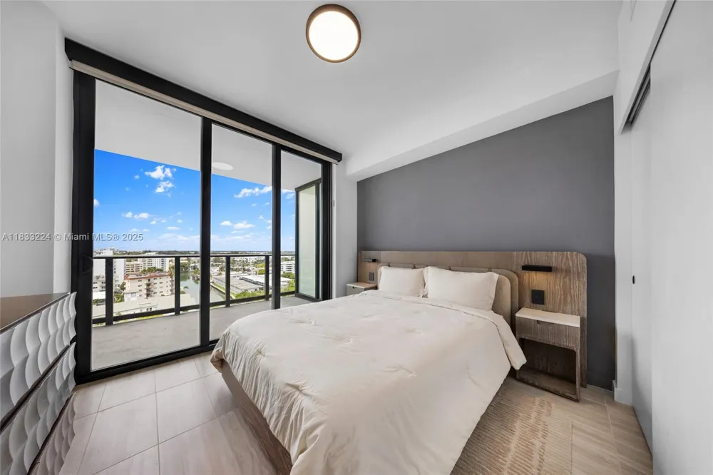 580 72 #910 Miami Beach, FL 33144
