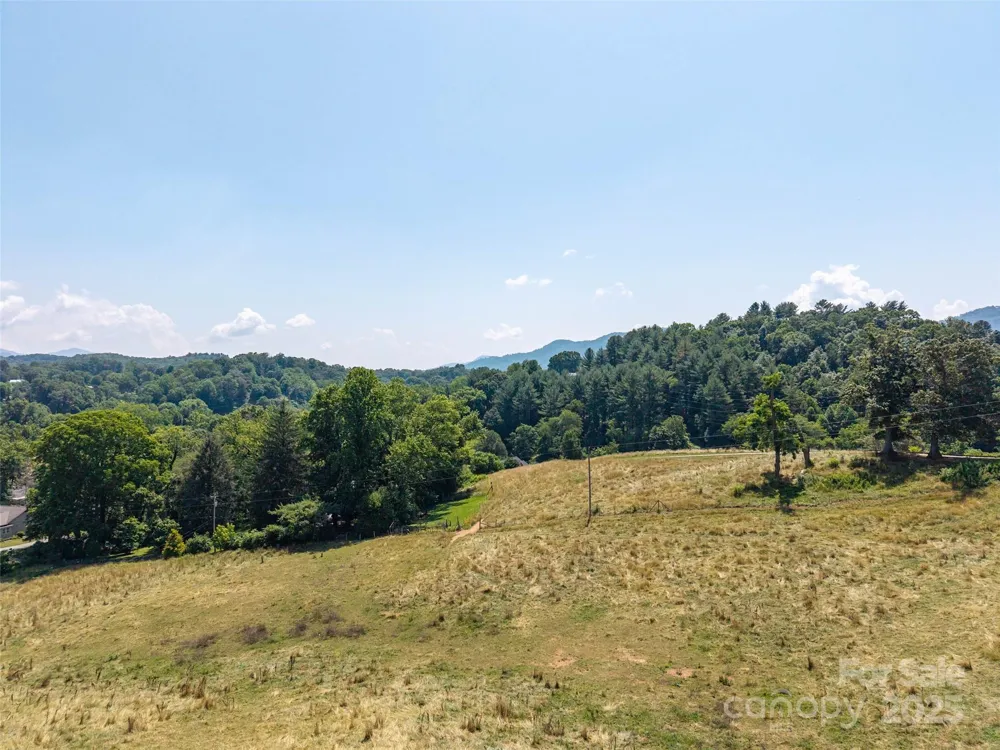 00 Summer Breeze Drive Clyde, NC 28721