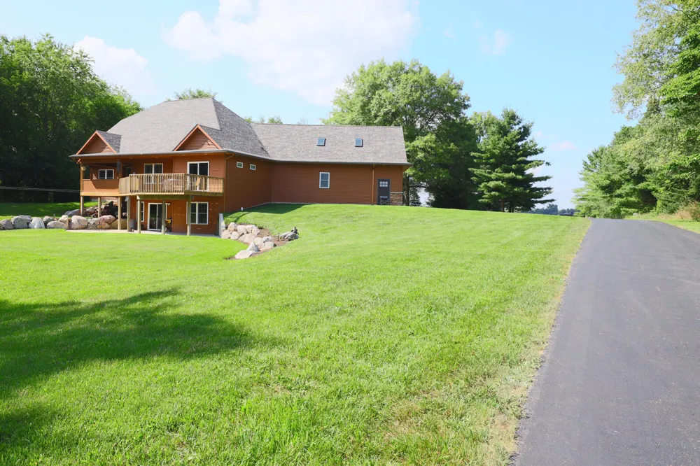 9434 84th Street SE Alto, MI 49302