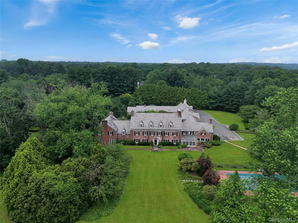 60 Piping Rock Road Upper Brookville, NY 11545