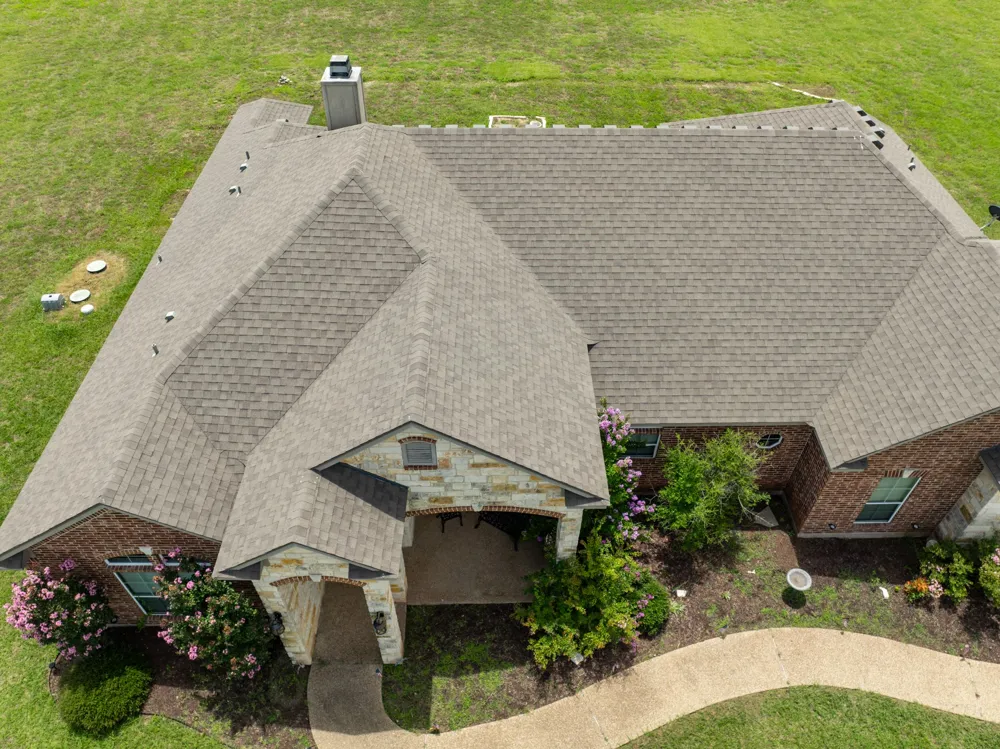 845 W County Line Road E West, TX 76691