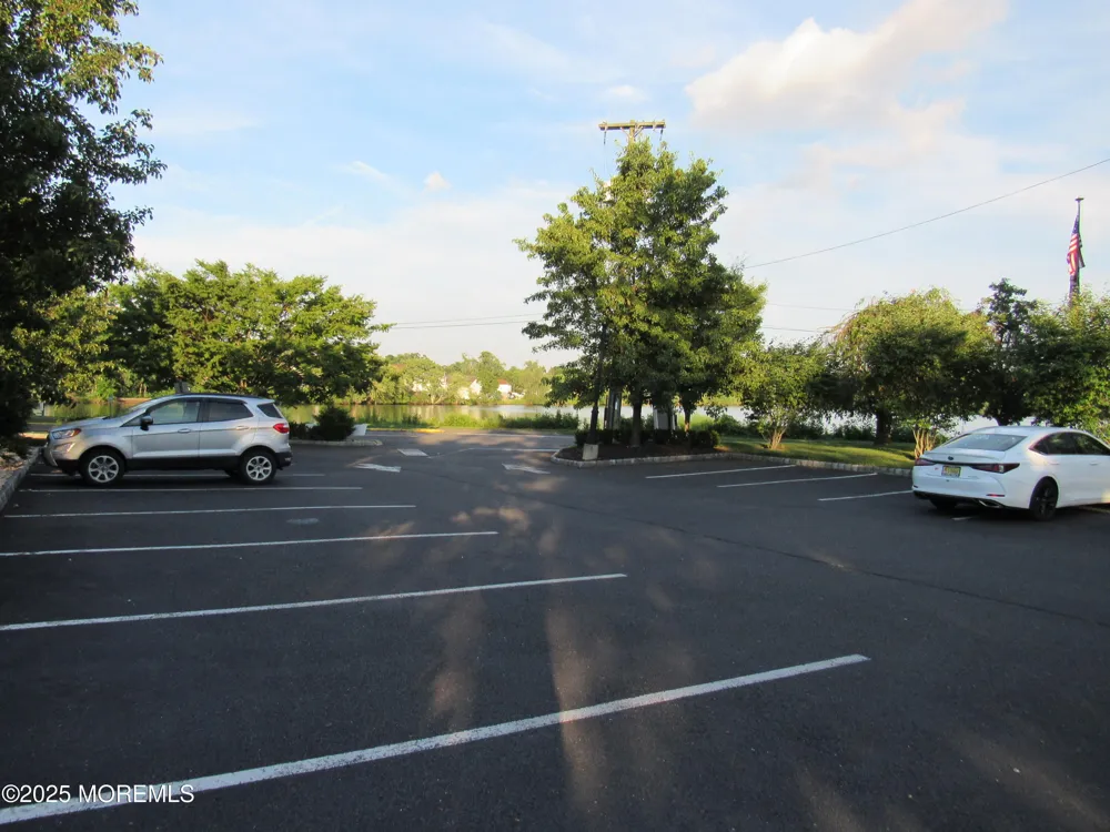 100 Lakeview Avenue #D1 Monroe, NJ 08831