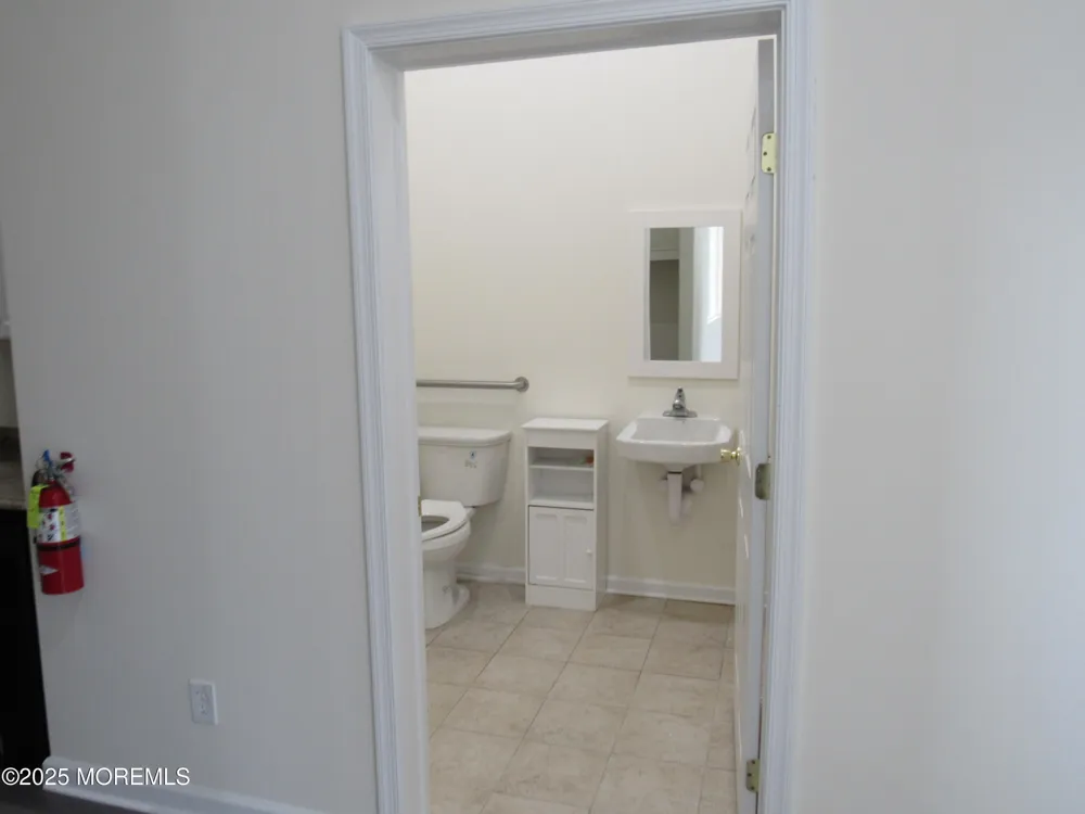 100 Lakeview Avenue #D1 Monroe, NJ 08831