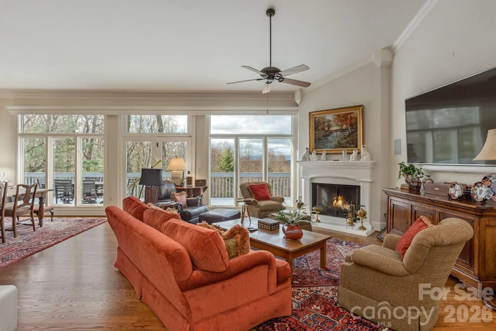 135 POPLAR LOOP Flat Rock, NC 28731