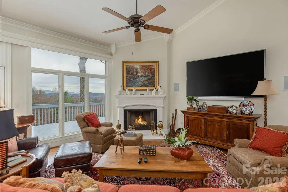 135 POPLAR LOOP Flat Rock, NC 28731