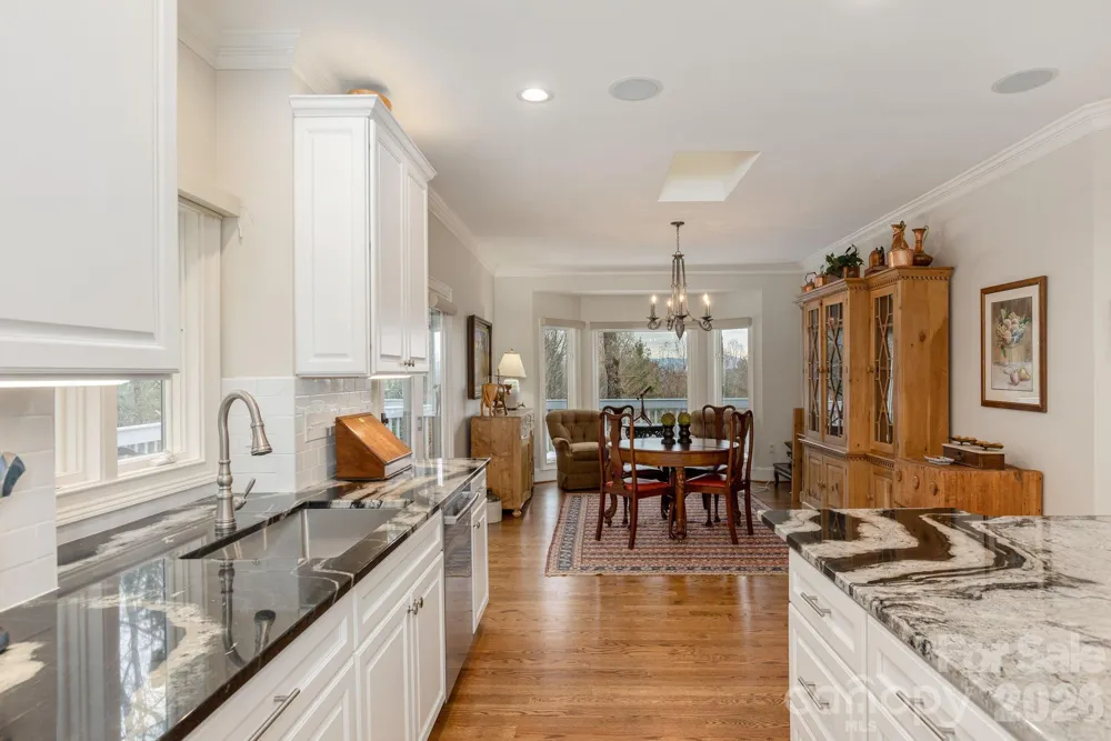 135 POPLAR LOOP Flat Rock, NC 28731