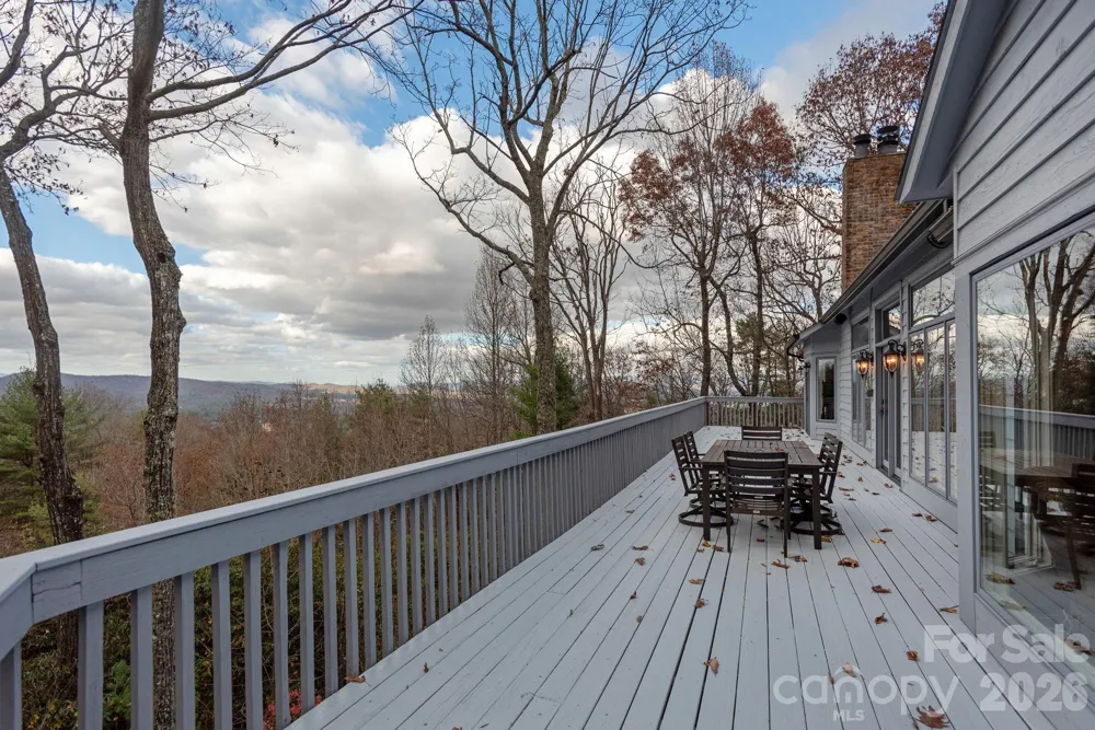 135 POPLAR LOOP Flat Rock, NC 28731