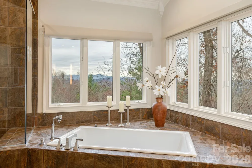 135 POPLAR LOOP Flat Rock, NC 28731