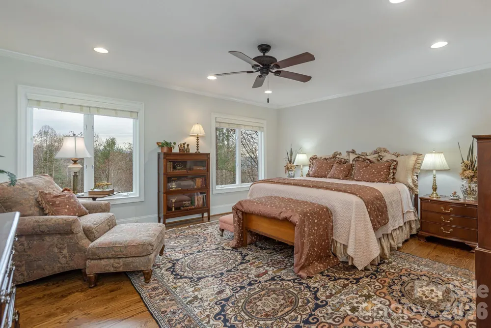 135 POPLAR LOOP Flat Rock, NC 28731