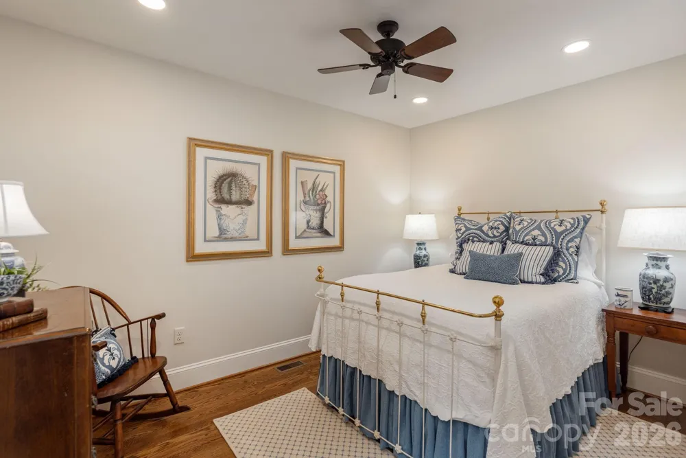 135 POPLAR LOOP Flat Rock, NC 28731