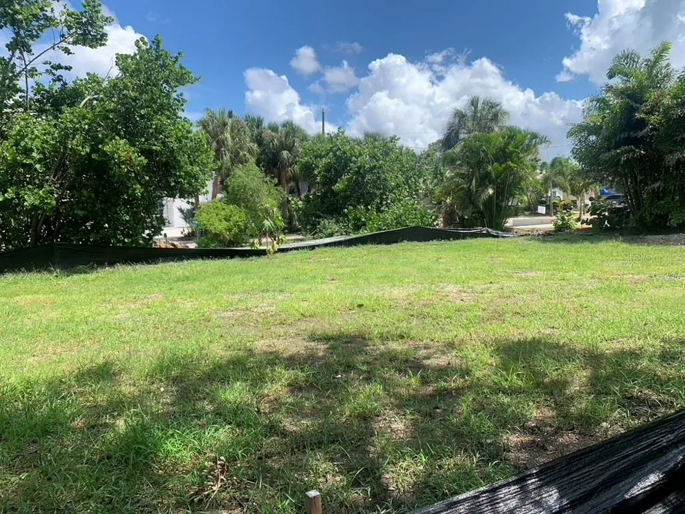 4725 TRADE WINDS DRIVE S Gulfport, FL 33711