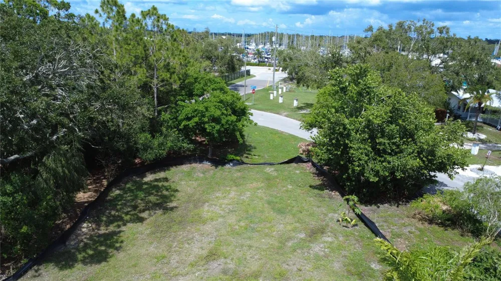 4725 TRADE WINDS DRIVE S Gulfport, FL 33711