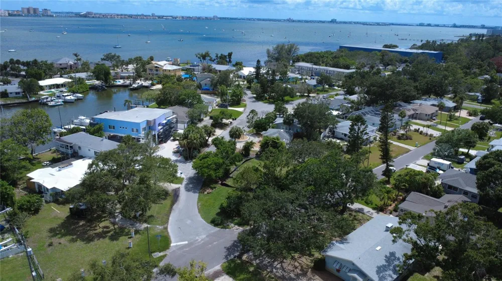 4725 TRADE WINDS DRIVE S Gulfport, FL 33711