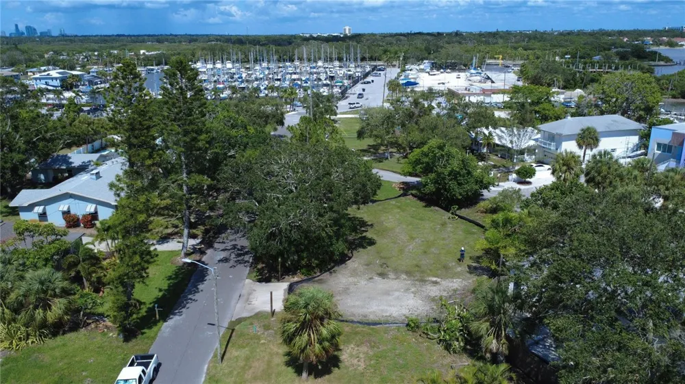 4725 TRADE WINDS DRIVE S Gulfport, FL 33711