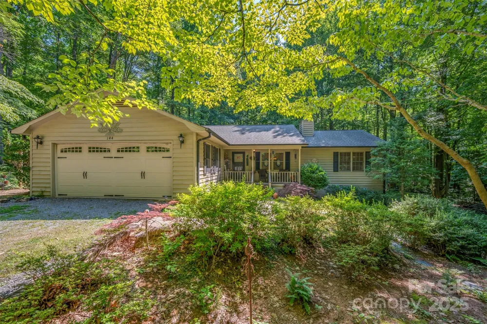 144 Beechwood Drive Columbus, NC 28722